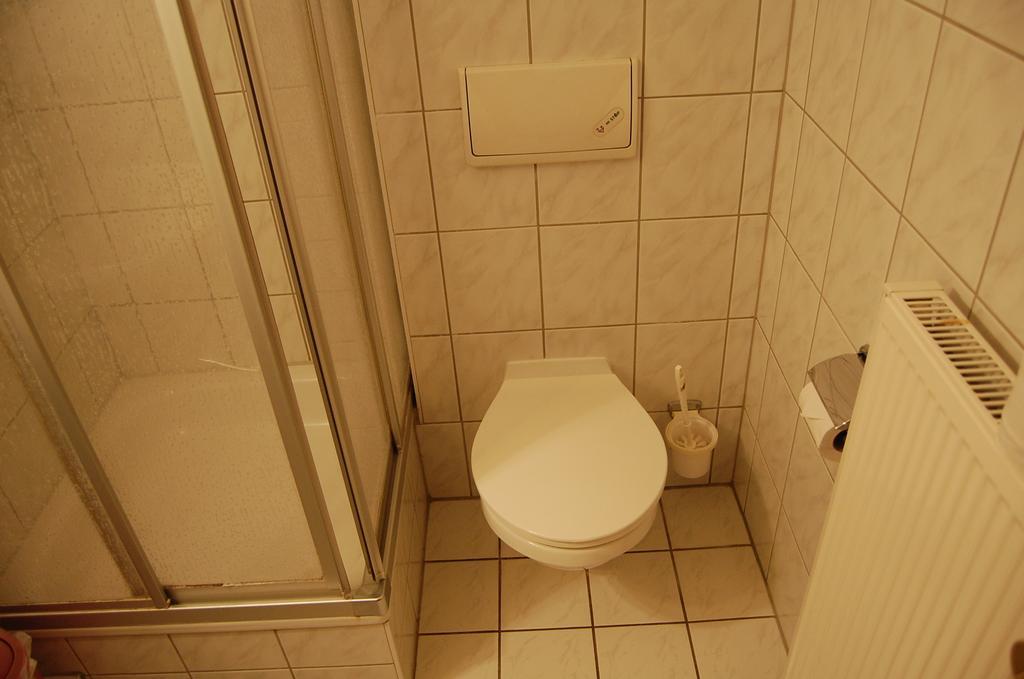 Hotel Jahnke Neubrandenburg Oda fotoğraf