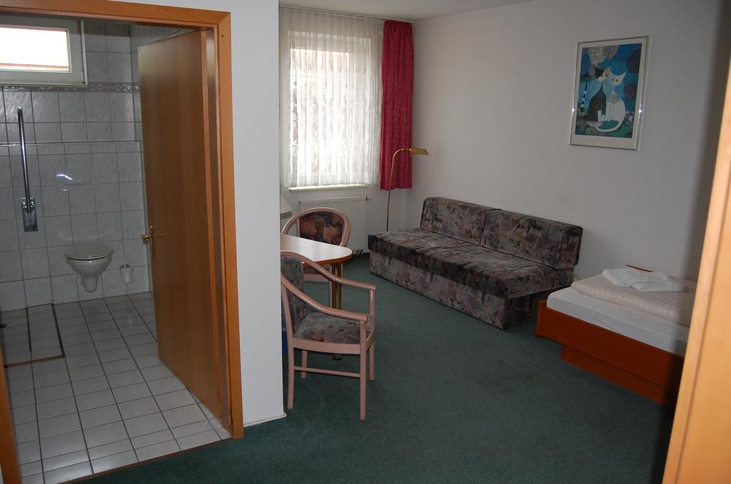 Hotel Jahnke Neubrandenburg Oda fotoğraf